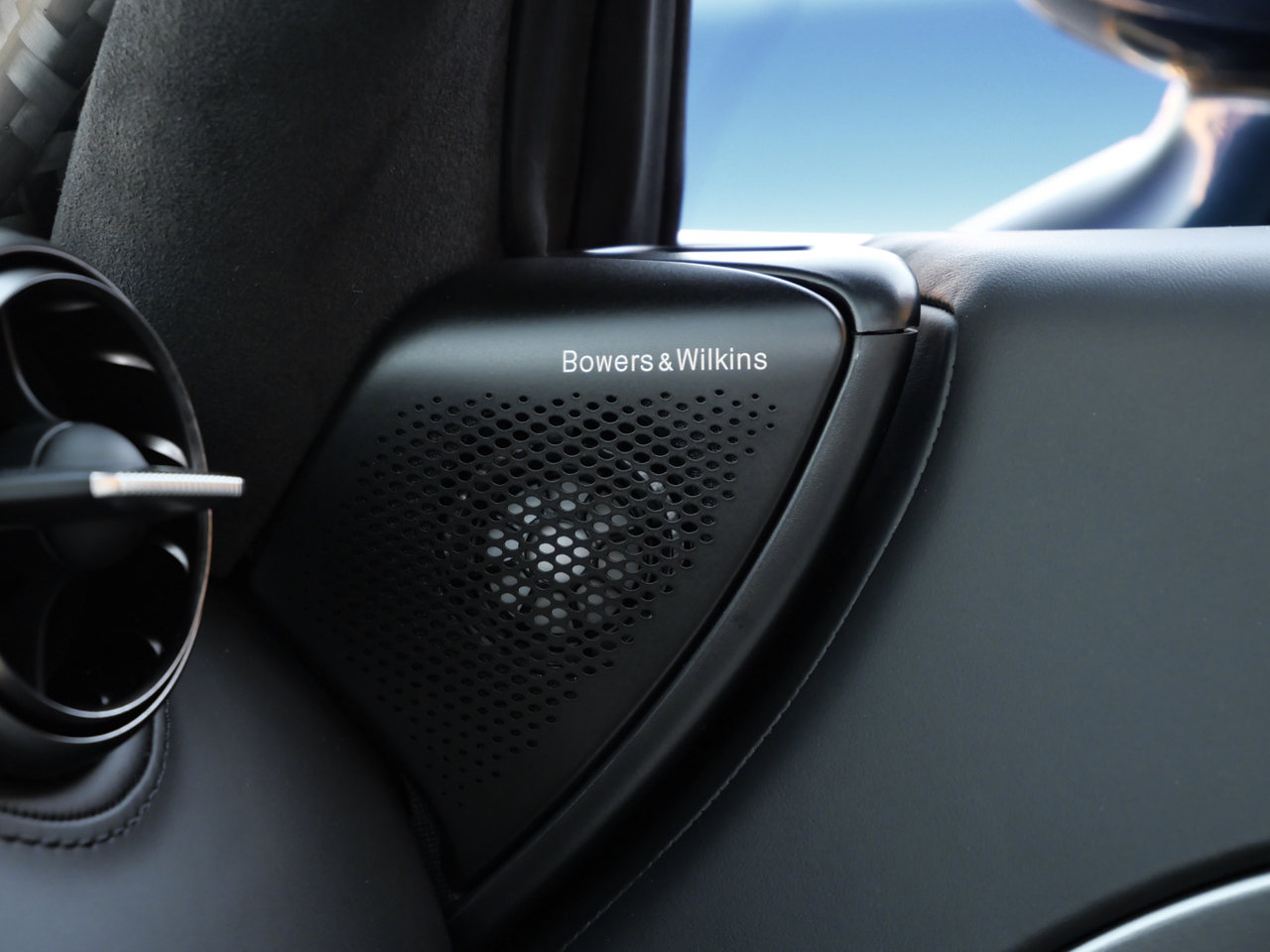 2027 McLaren 750S Base - Photo 29