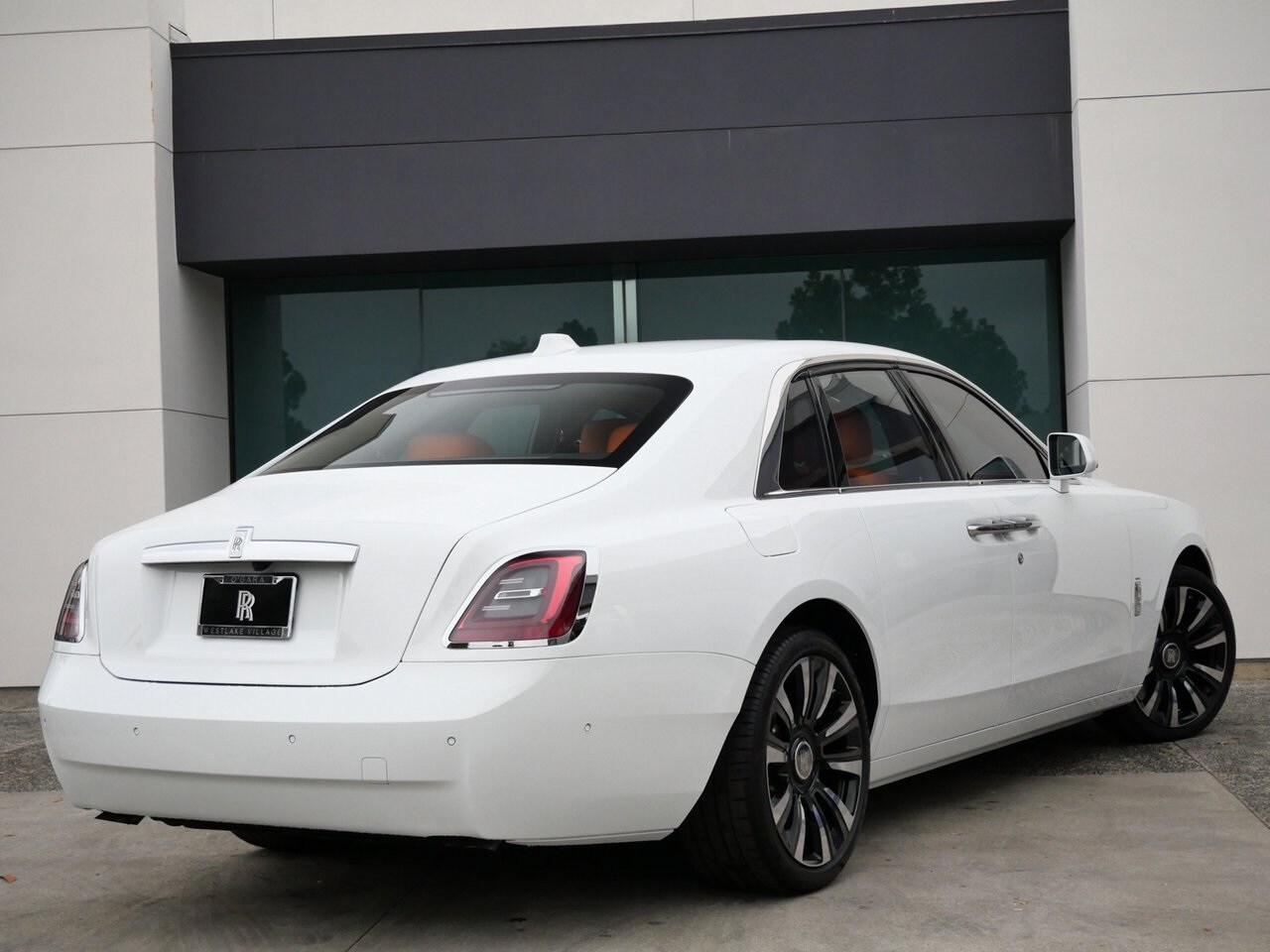2024 Rolls Royce Ghost RR photo 2
