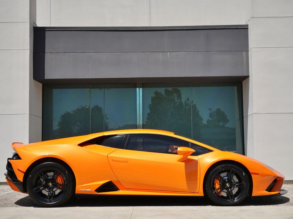 Used 2021 Lamborghini Huracan EVO Coupe