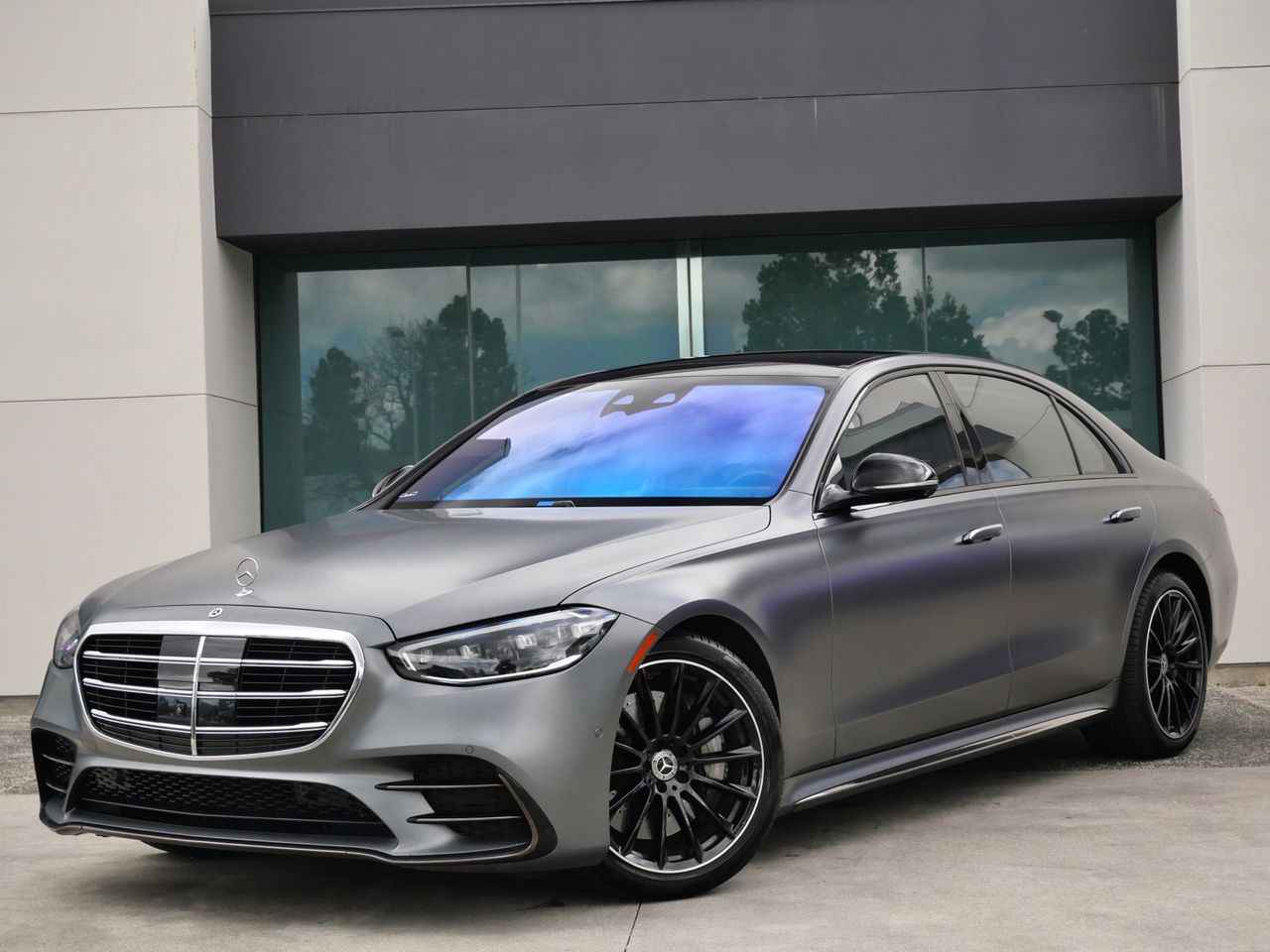 2023 Mercedes-Benz S 580 . photo 2