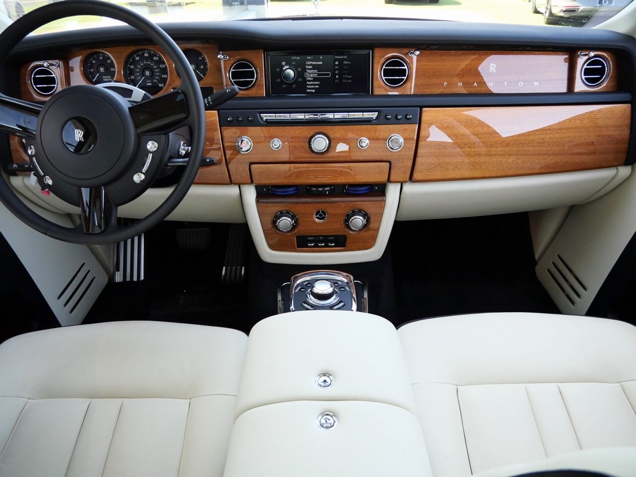 2015 Rolls Royce Phantom RR01 photo 4