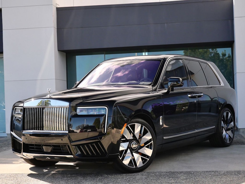 New 2026 Rolls-Royce Cullinan SUV