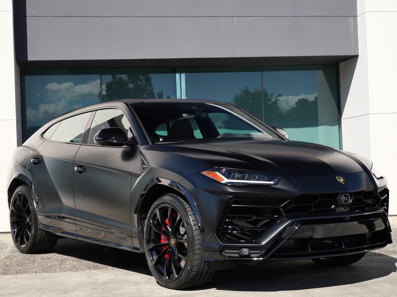 2022 Lamborghini Urus SUV 