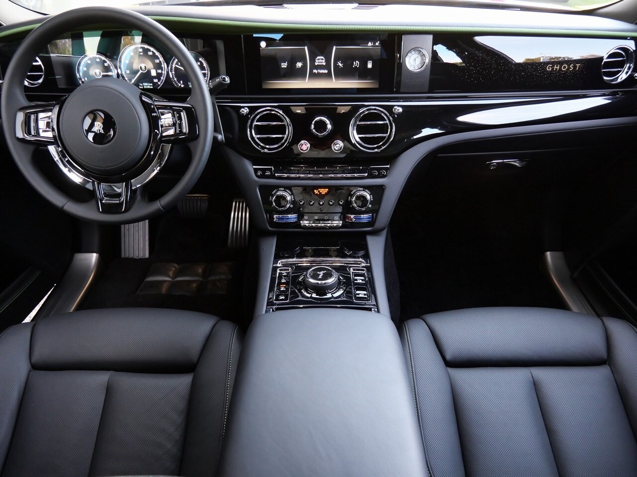 2023 Rolls Royce Ghost RR21 photo 2