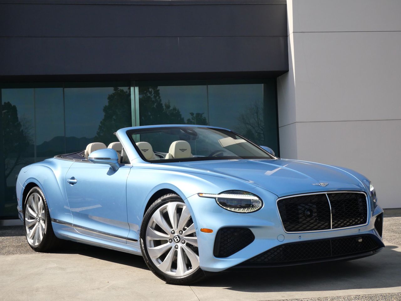 2026 Bentley Continental GT -'s photo