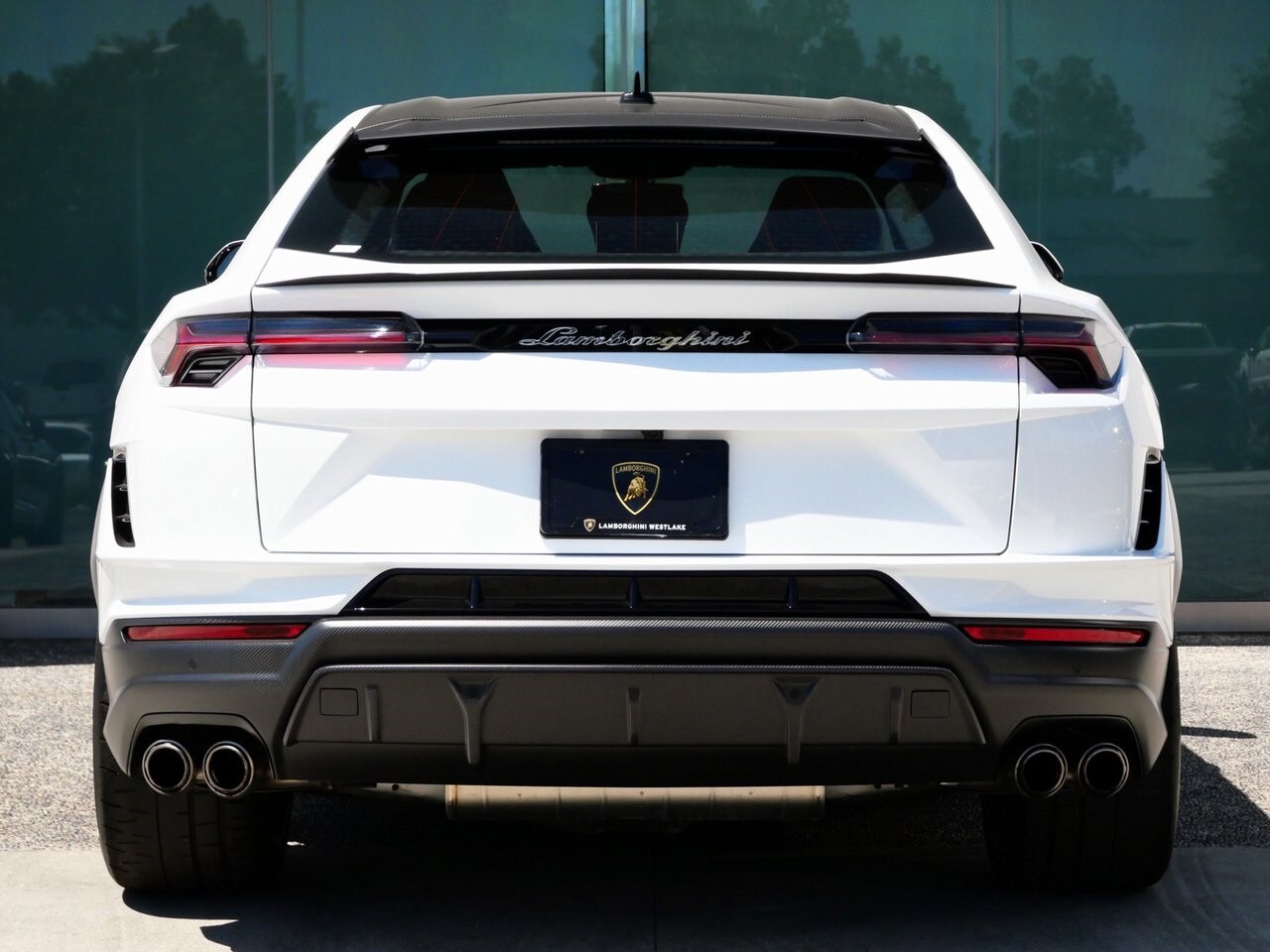2023 Lamborghini Urus Performante photo 4