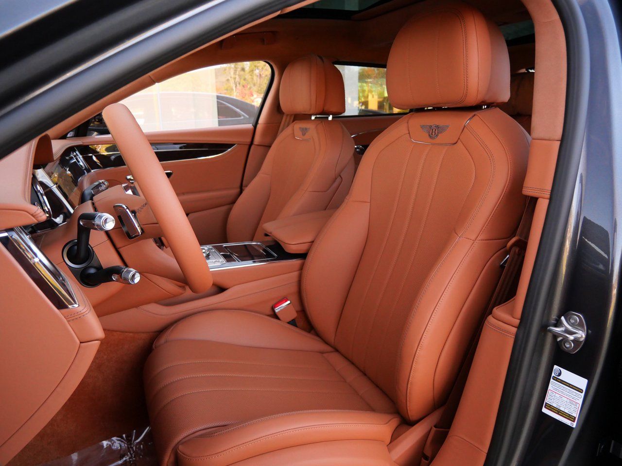 2026 Bentley Flying Spur - Photo 16