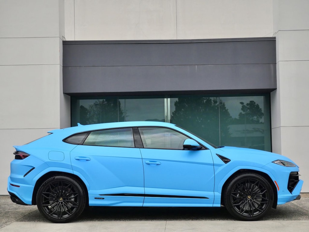 New 2026 Lamborghini Urus SE SUV
