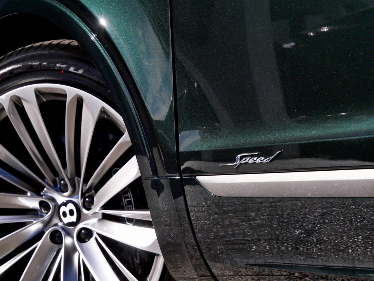 2026 Bentley Bentayga Speed - Photo 7