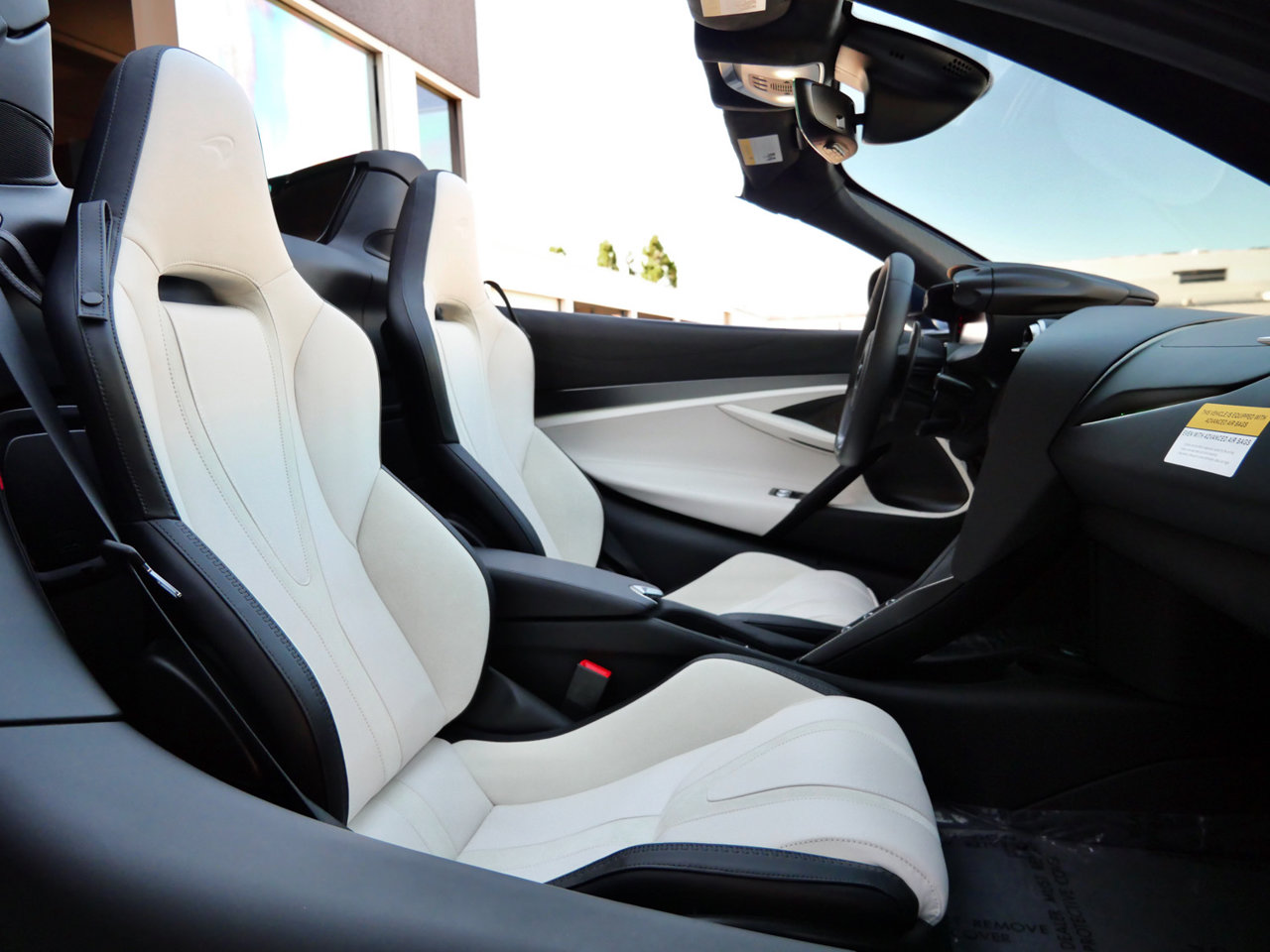 2027 McLaren 750S Base - Photo 11
