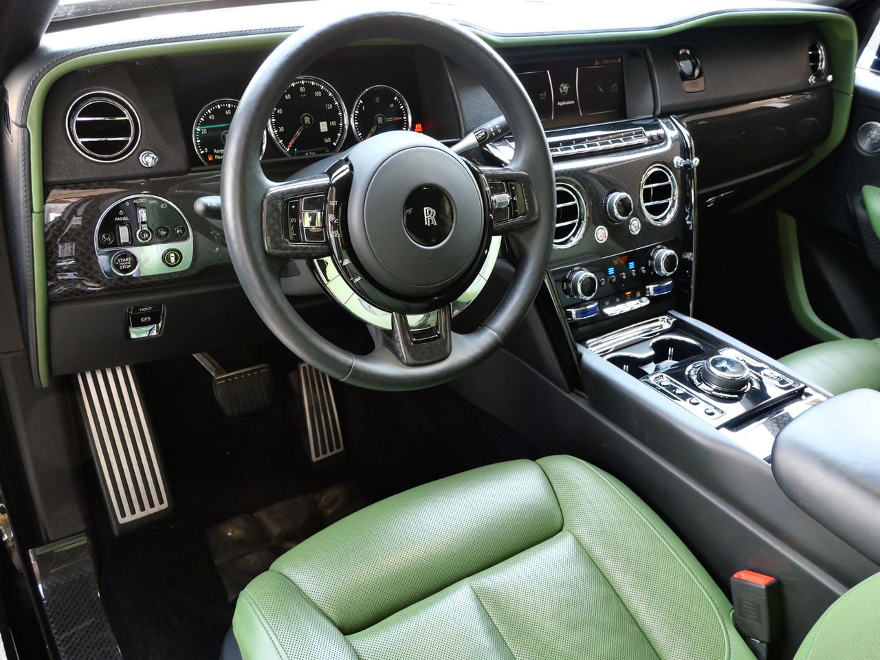 2023 Rolls-Royce Cullinan Black Badge - Photo 25