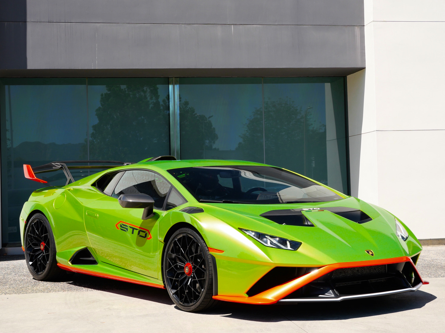  Lamborghini Huracan