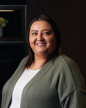 Staff member Angie Ron from ID_e29eee