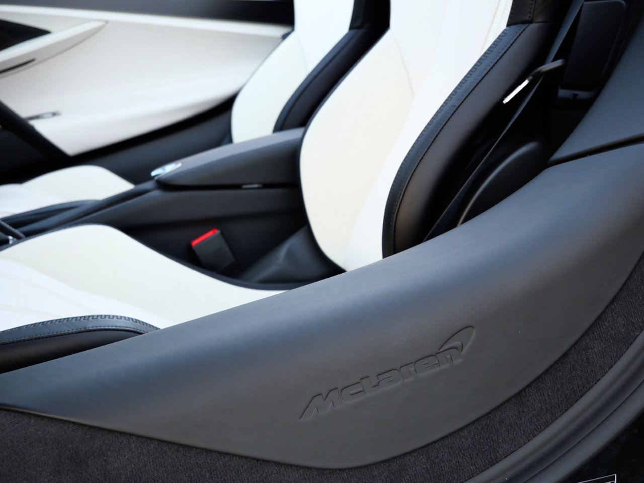 2027 McLaren 750S Base - Photo 25