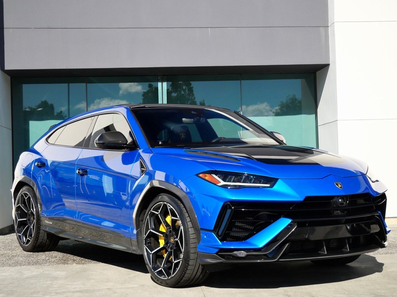 2024 Lamborghini Urus SUV 