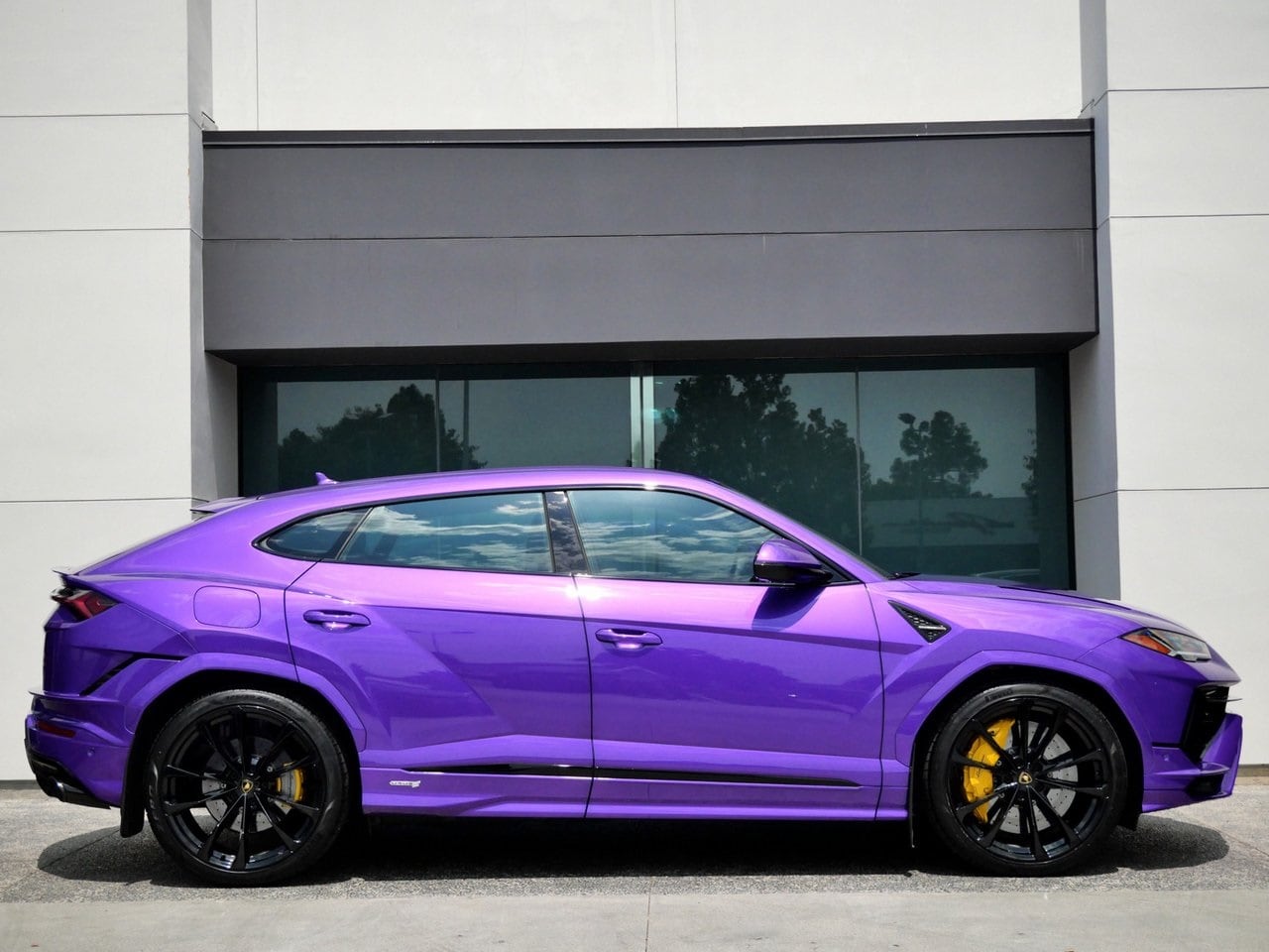 Certified 2023 Lamborghini Urus S with VIN ZPBUB3ZL0PLA25623 for sale in Thousand Oaks, CA