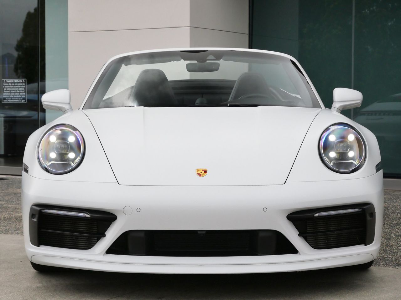 2022 Porsche 911 Carrera 4S photo 2