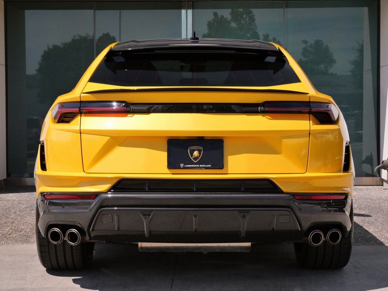 2024 Lamborghini Urus Performante photo 4