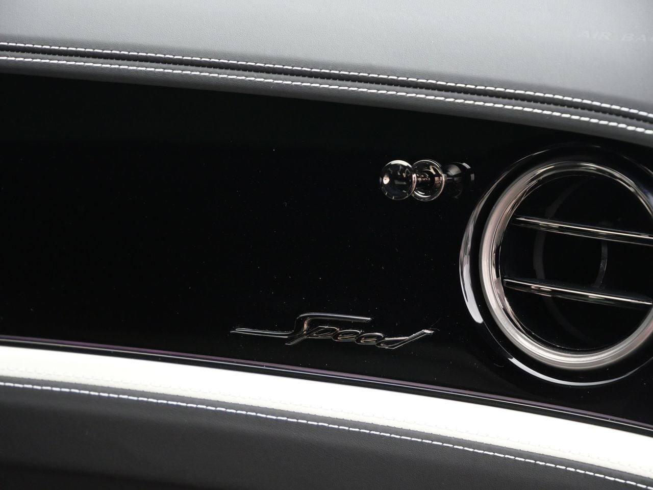 2025 Bentley Flying Spur Speed - Photo 29