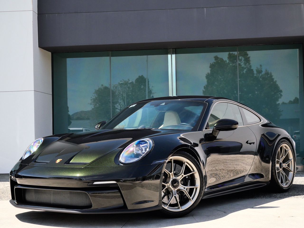2023 Porsche 911 GT3 photo 2