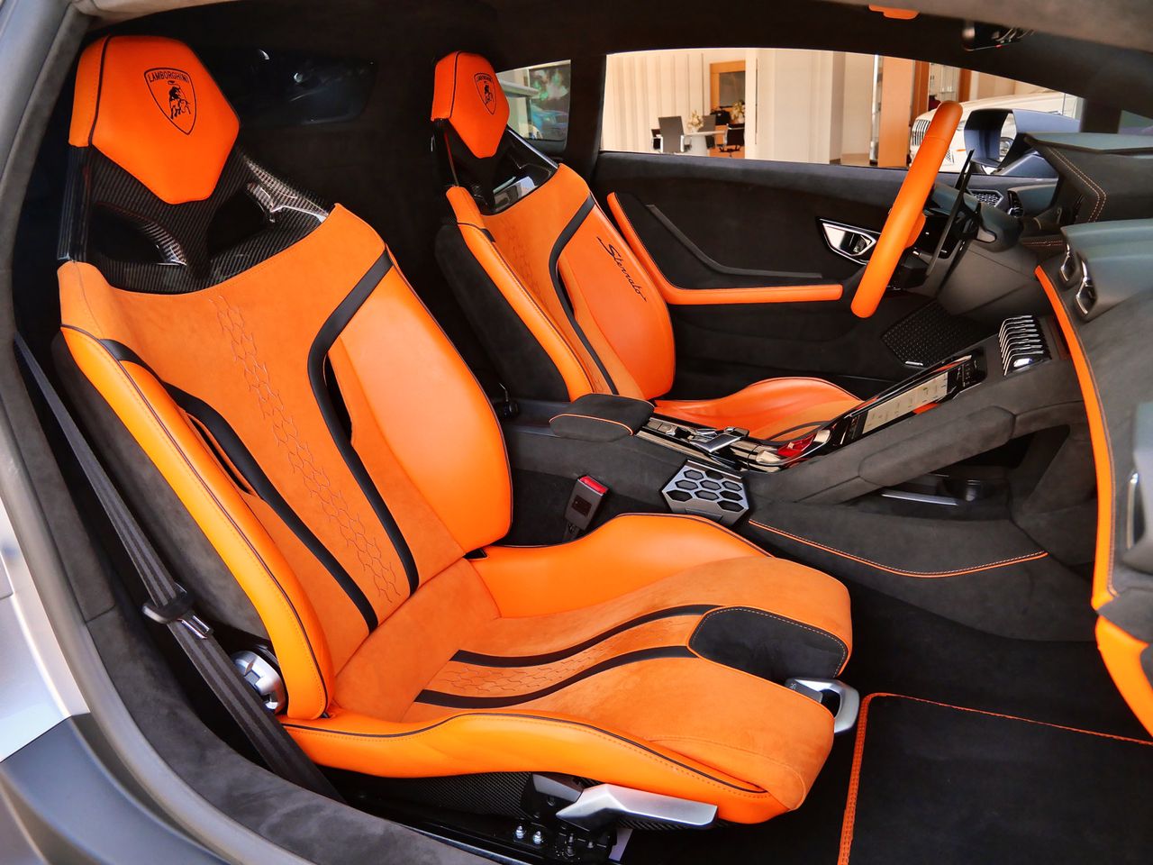 2024 Lamborghini Huracan Sterrato photo 3