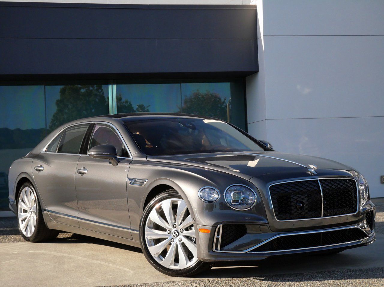 2026 Bentley Flying Spur's photo