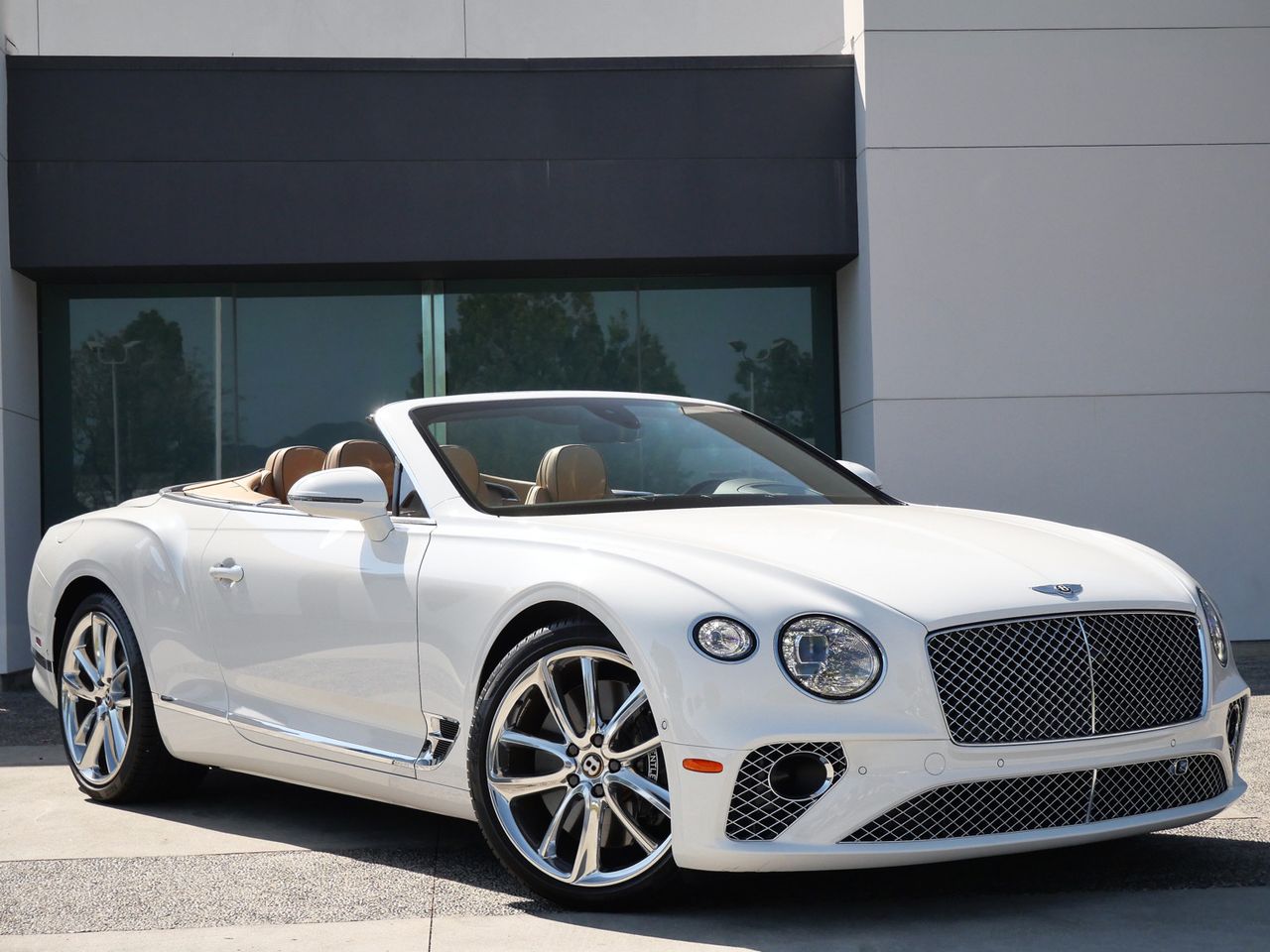 2020 Bentley Continental GT Convertible V8's photo