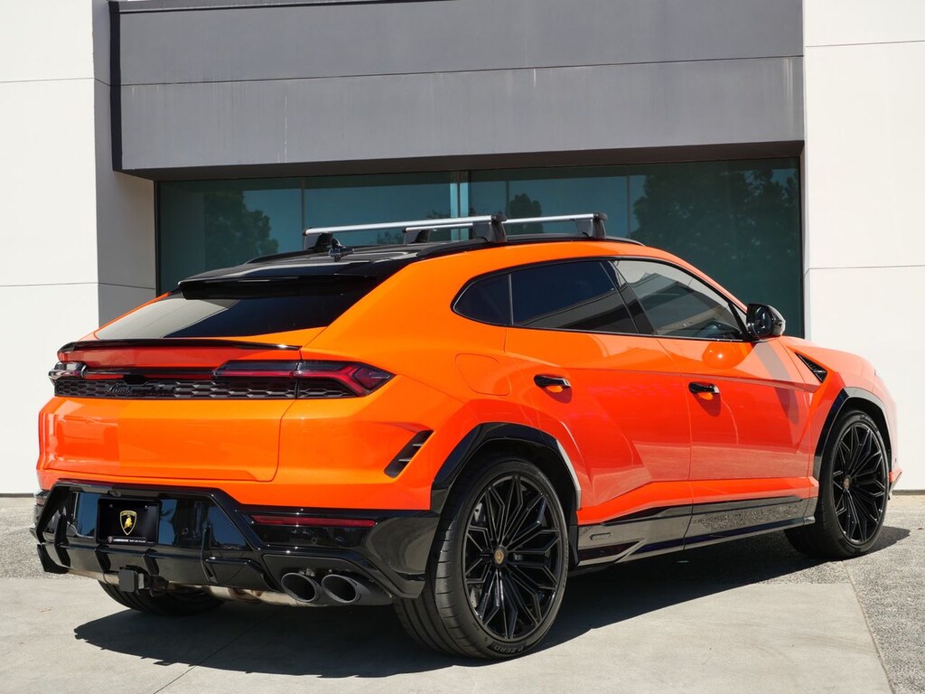 Certified 2025 Lamborghini Urus SE SUV