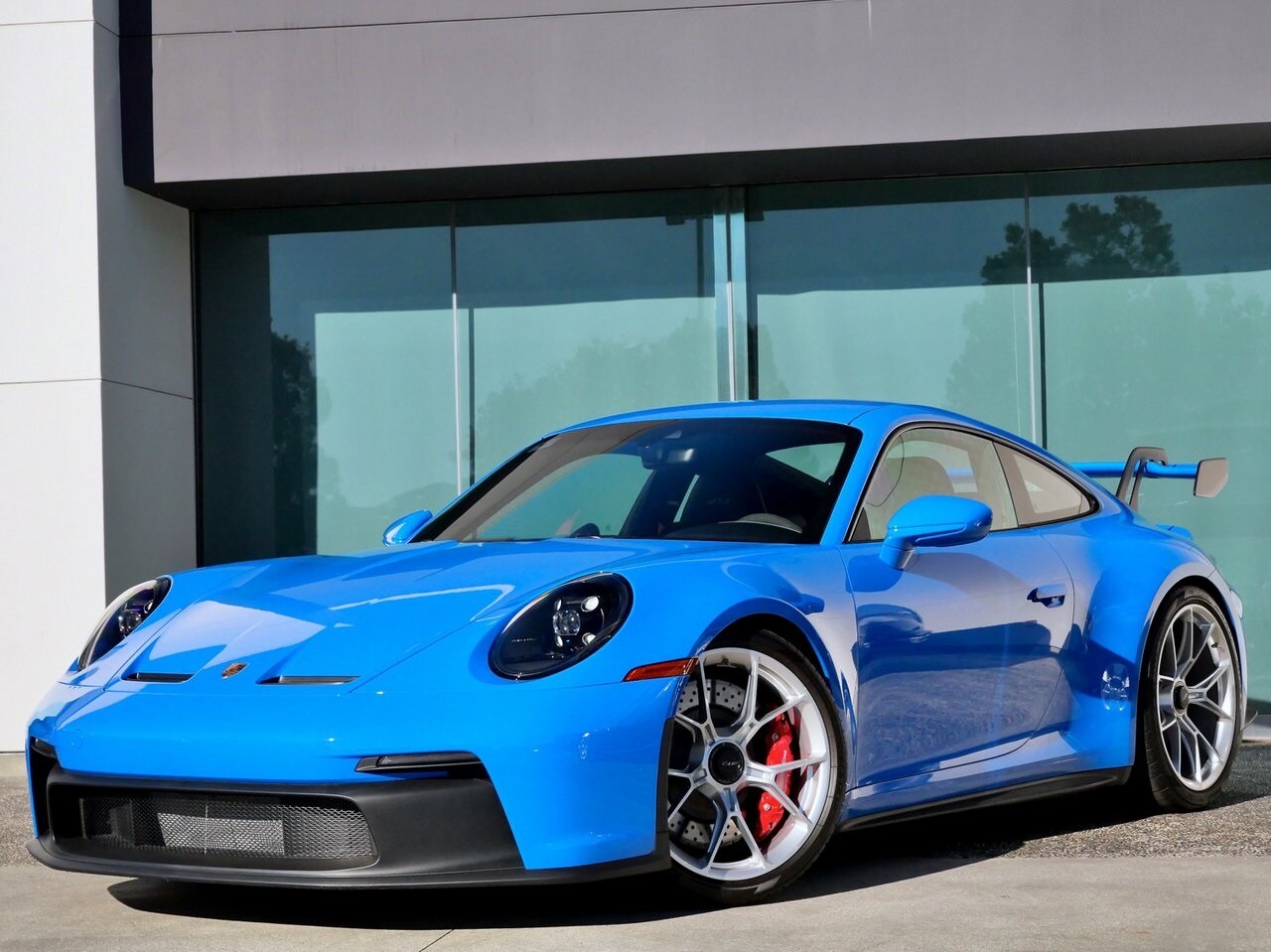 2022 Porsche 911 GT3 Coupe photo 3