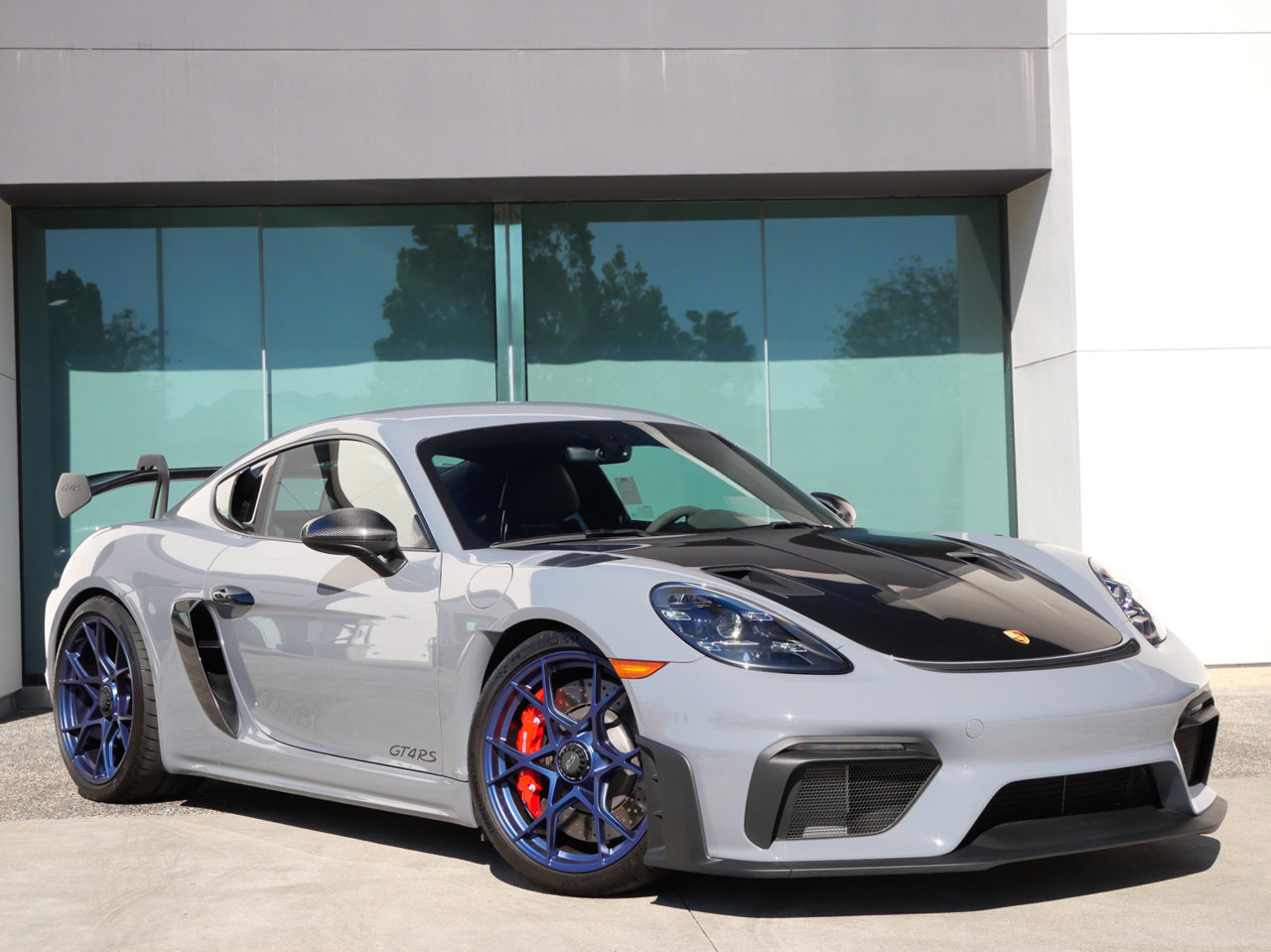2023 Porsche 718
