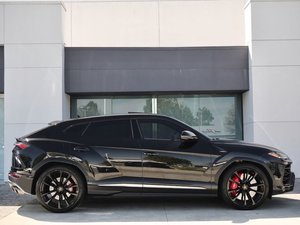 Certified 2022 Lamborghini Urus SUV