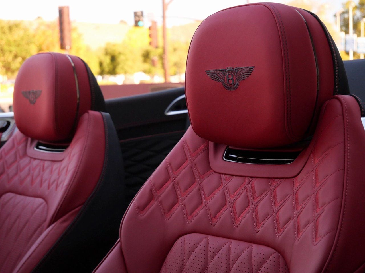 2026 Bentley Continental GTC Azure - Photo 13