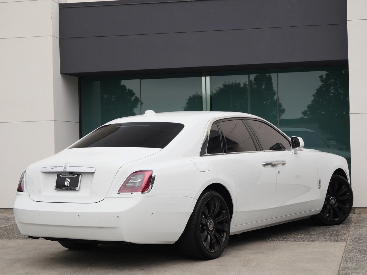 Certified 2021 Rolls-Royce Ghost Base with VIN SCATV0C05MU205832 for sale in Thousand Oaks, CA