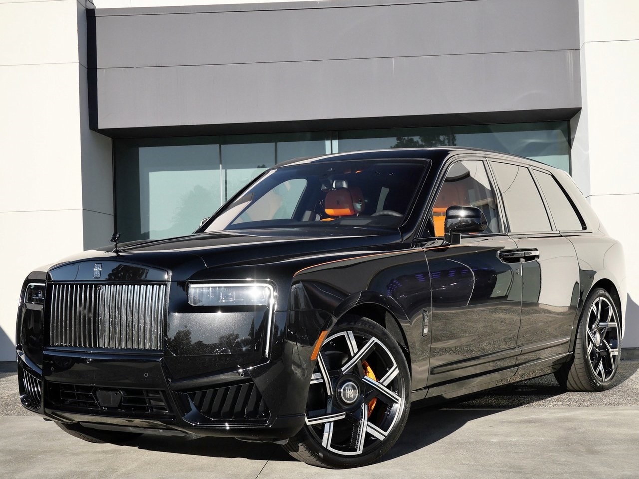 2026 Rolls-Royce Cullinan Black Badge's photo