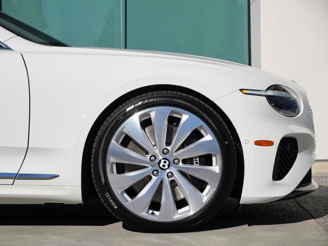 2026 Bentley Continental GTC Base - Photo 6