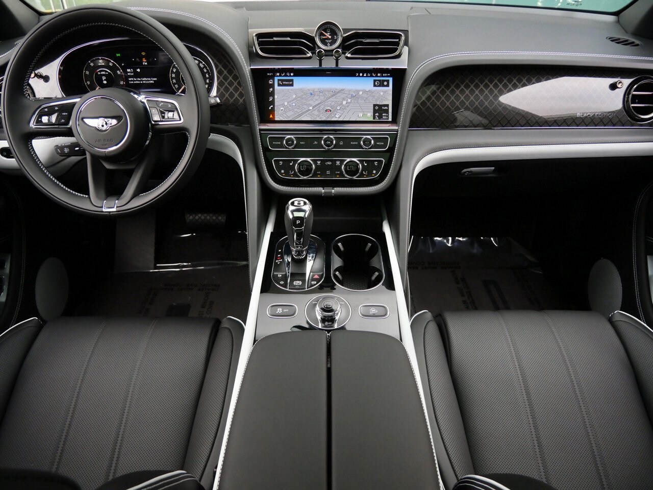 2025 Bentley Bentayga S photo 3