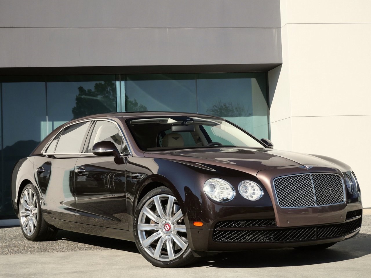 2015 Bentley Flying Spur Base's photo