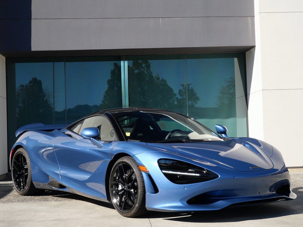 2026 McLaren 750S Base