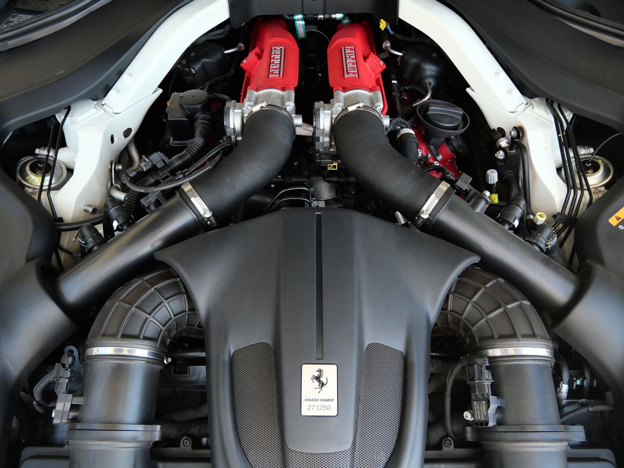 2022 Ferrari Roma Base - Photo 23