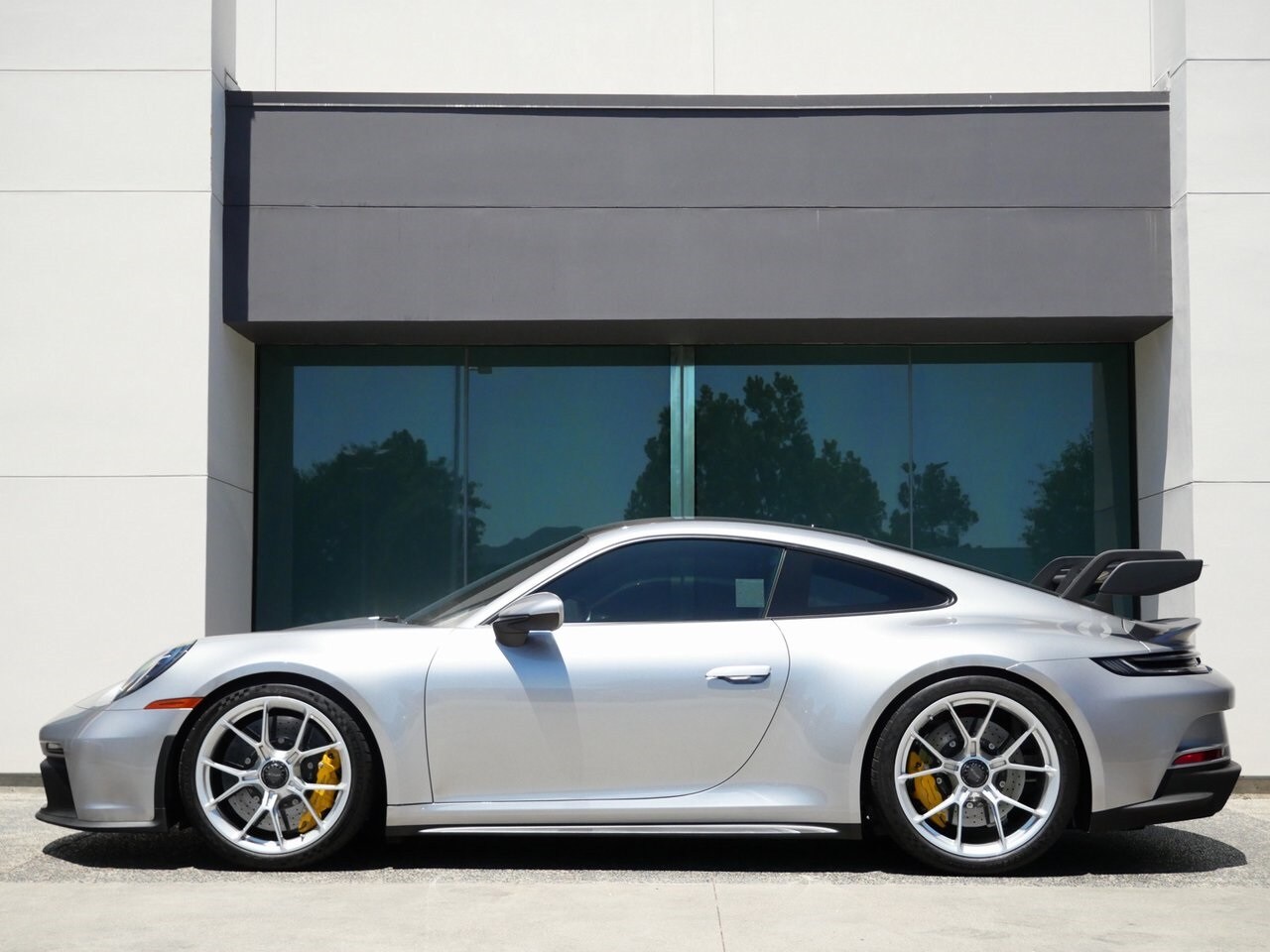 2023 Porsche 911 GT3 Coupe photo 4