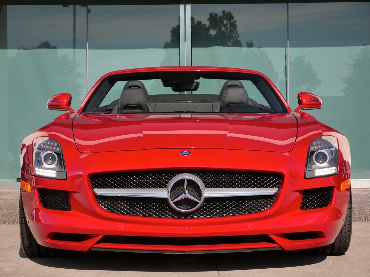 2012 Mercedes Benz SLS AMG Roadster photo 2