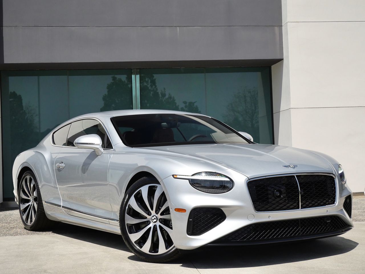 2026 Bentley Continental GT -'s photo