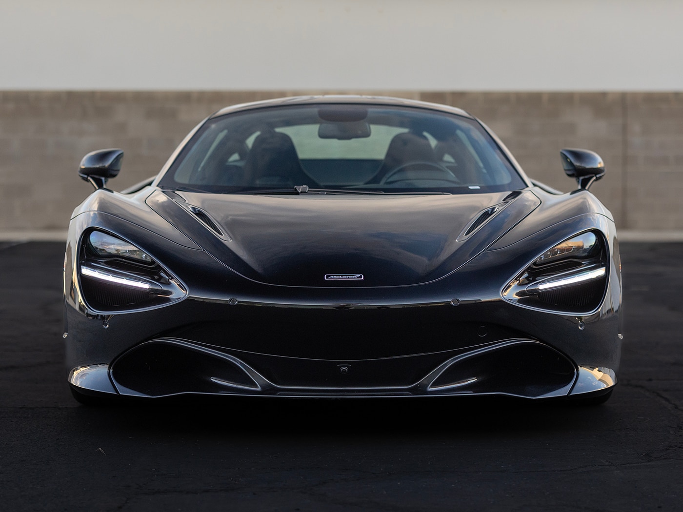 Used 2020 McLaren 720S Performance with VIN SBM14DCAXLW005591 for sale in Thousand Oaks, CA