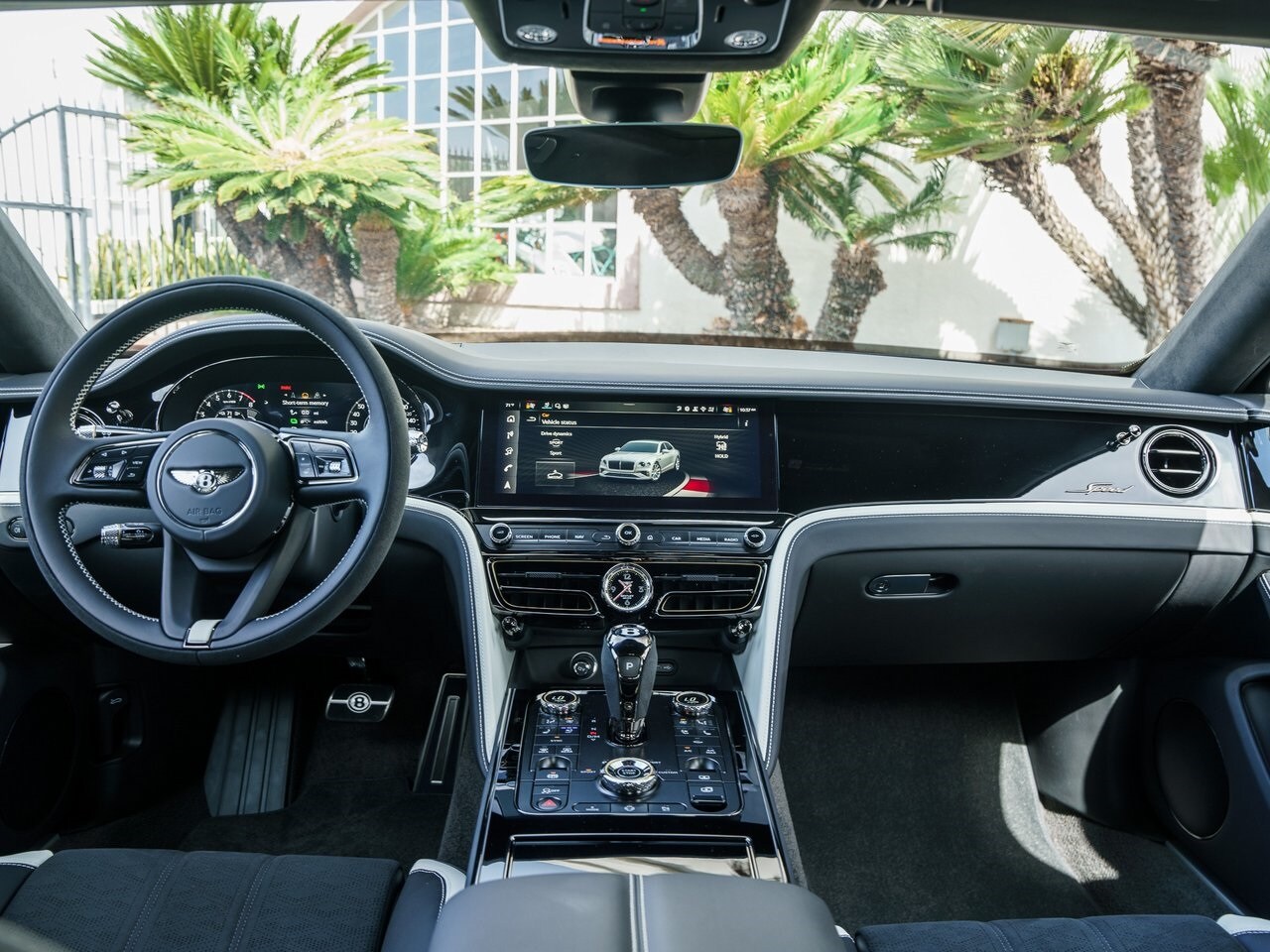 2025 Bentley Flying Spur Speed photo 4