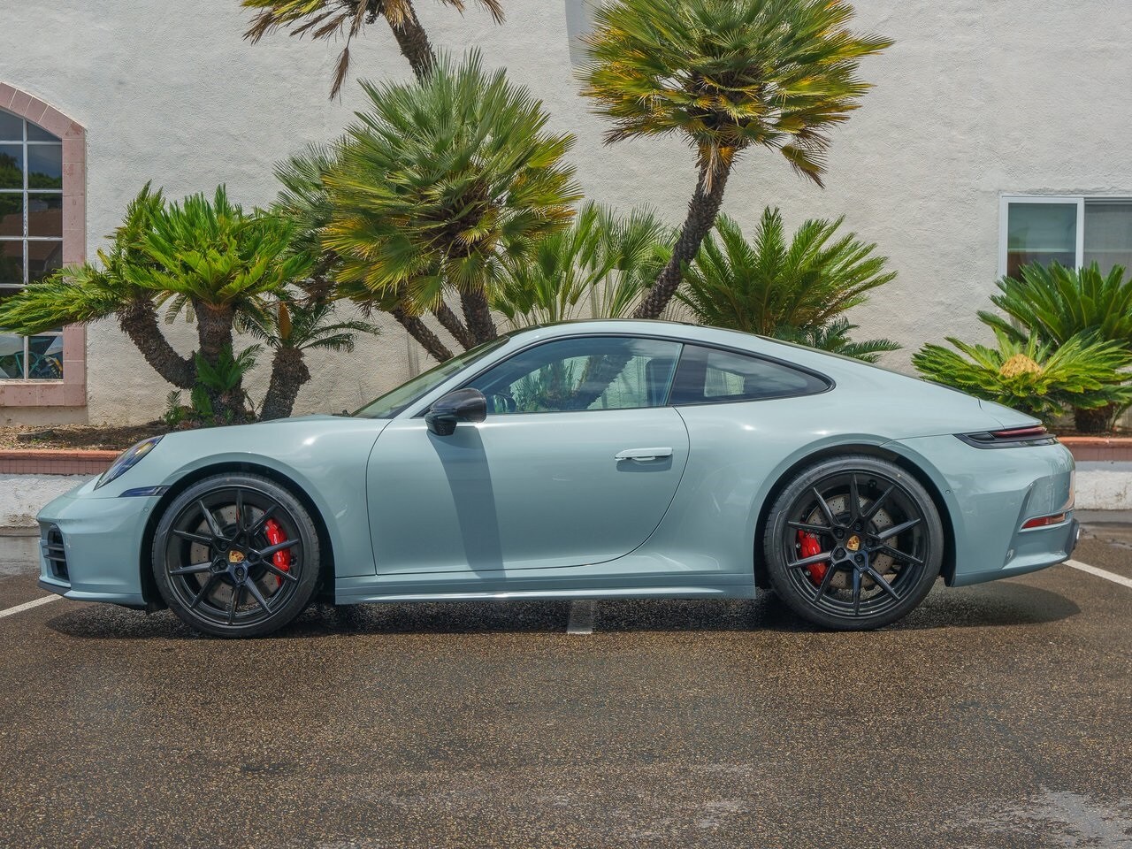 2025 Porsche 911 S photo 4