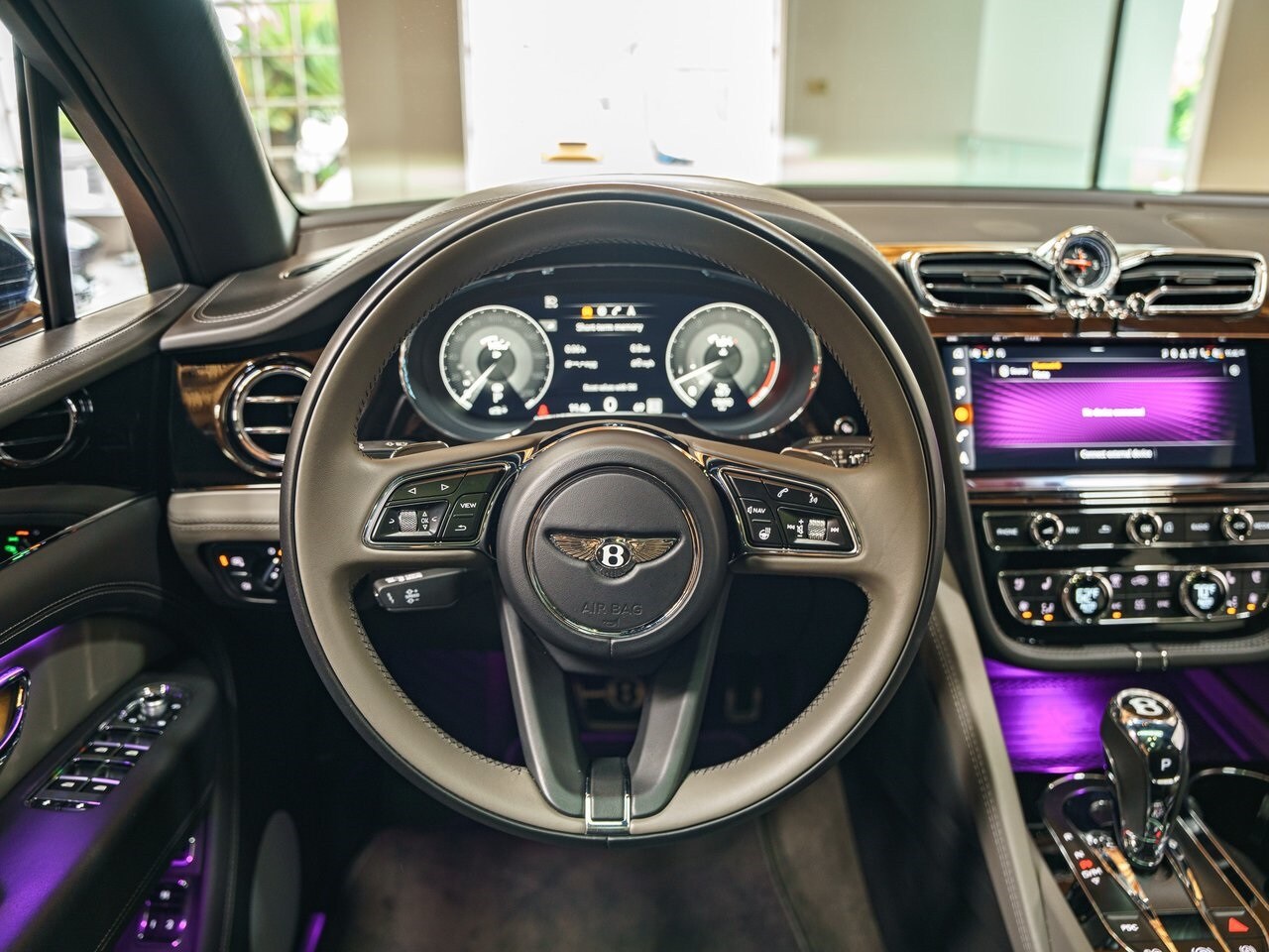2022 Bentley Bentayga S photo 4