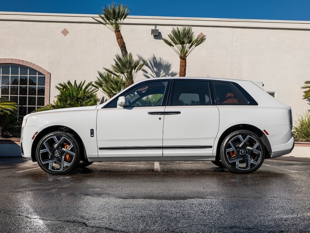 New 2026 Rolls-Royce Black Badge Cullinan