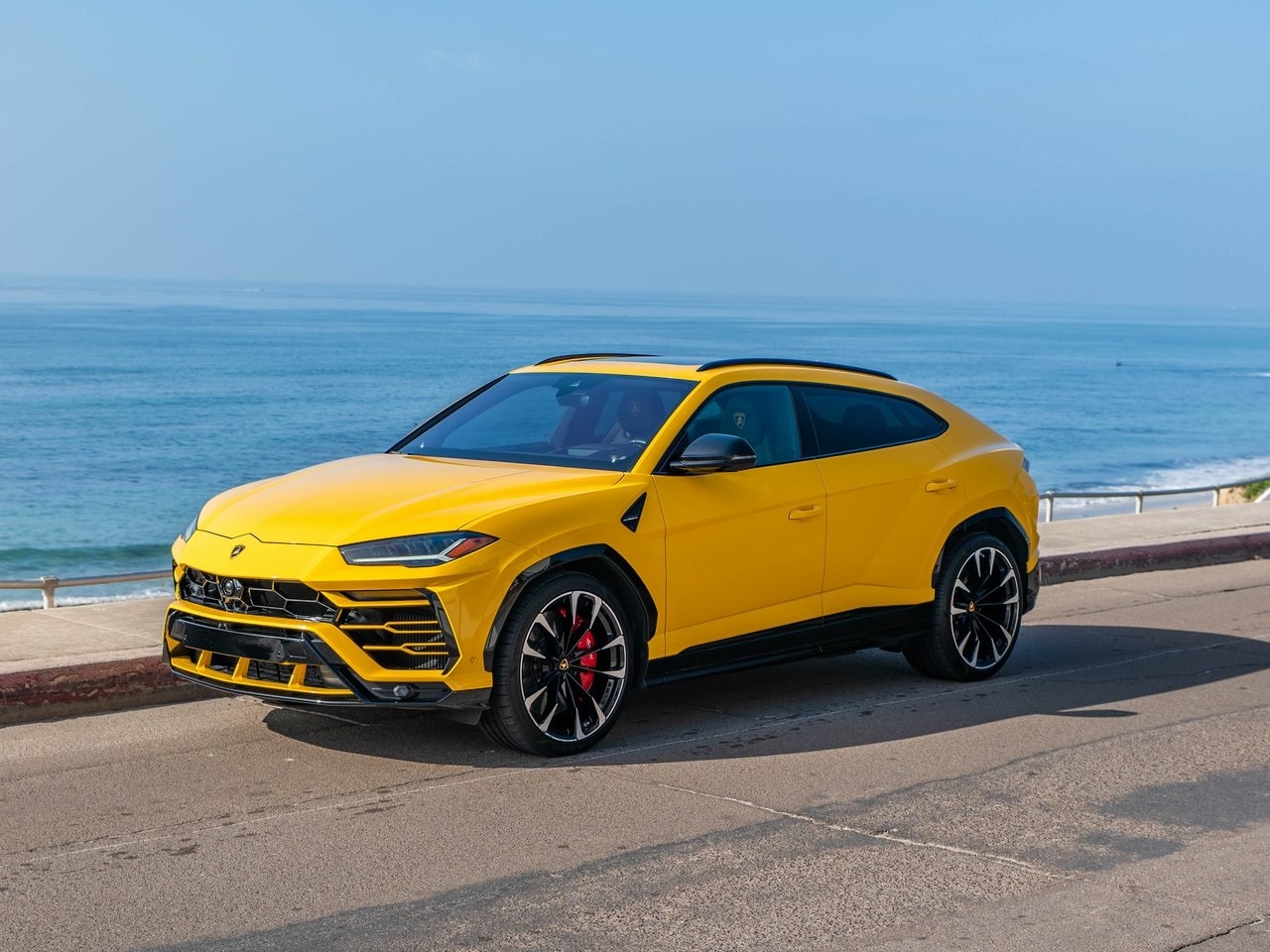 2019 Lamborghini Urus Base's photo