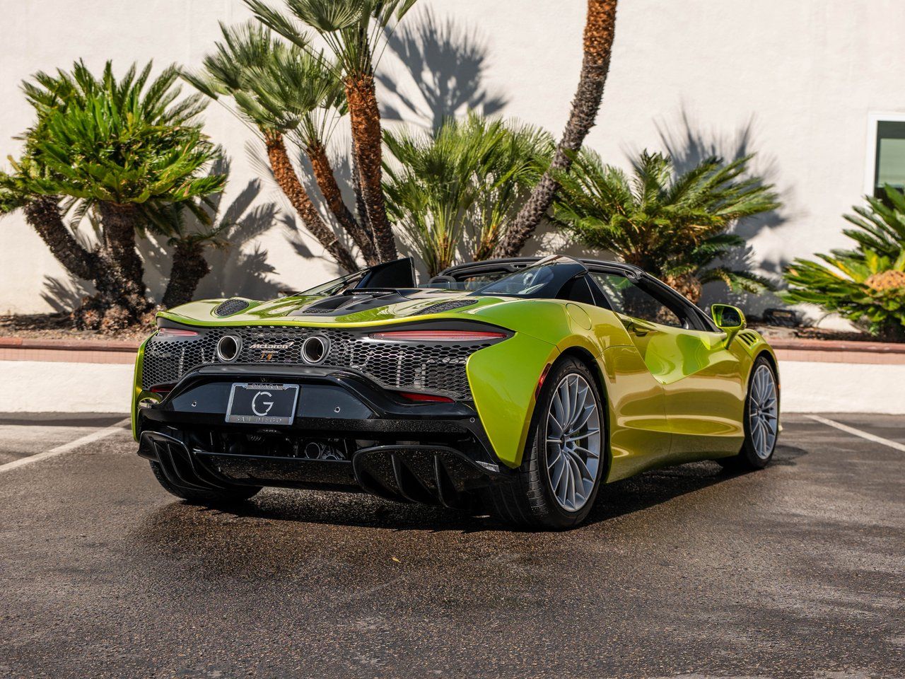 2025 Mclaren Artura Techlux photo 4