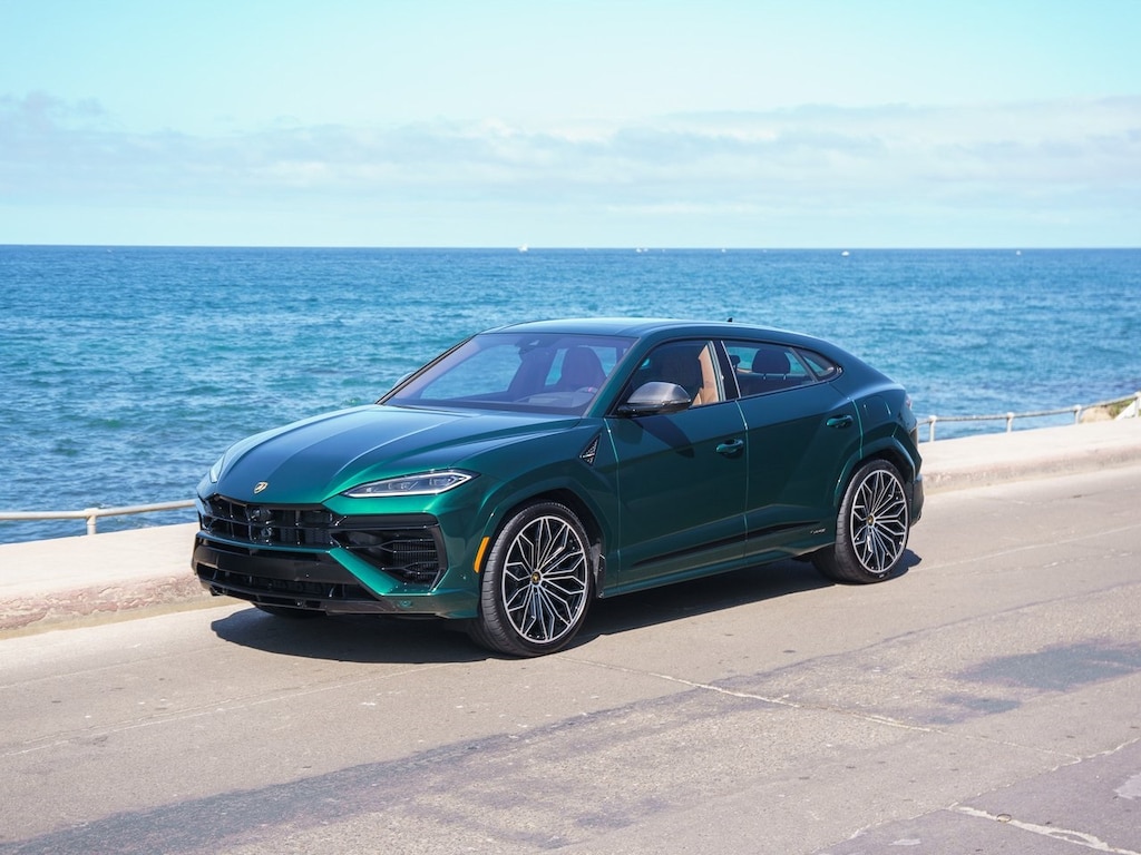 New 2025 Lamborghini Urus SE SUV